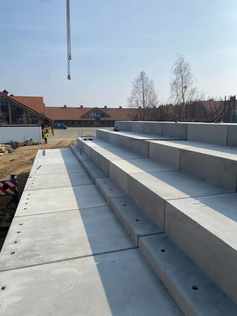 RYGLE I TRYBUNY PREFABRYKOWANE